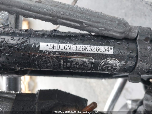 12665284 :رقم المزاد ، 5HD1GN1126K326634 vin ، 2006 Harley-davidson Fxdli مزاد بيع
