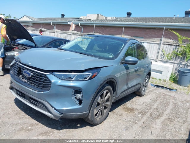 Ford Escape Platinum 2023 1FMCU9JA1PUA56864 Image 2