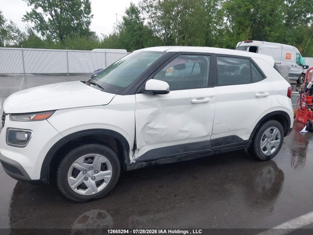 Hyundai Venue Essential 2024 KMHRB8A30RU286636 Image 6