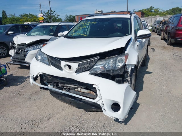 2015 Toyota Rav4 Xle მანქანა იყიდება აუქციონზე, vin: 2T3WFREV7FW155389, აუქციონის ნომერი: 12665305