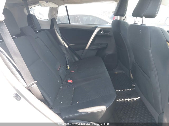 2015 Toyota Rav4 Xle მანქანა იყიდება აუქციონზე, vin: 2T3WFREV7FW155389, აუქციონის ნომერი: 12665305