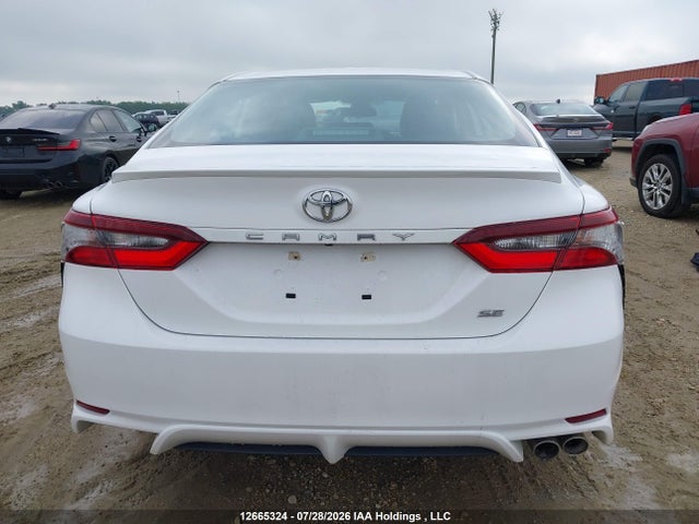 12665324 :رقم المزاد ، 4T1G11AK4MU567243 vin ، 2021 Toyota Camry Se/se Night Shade مزاد بيع