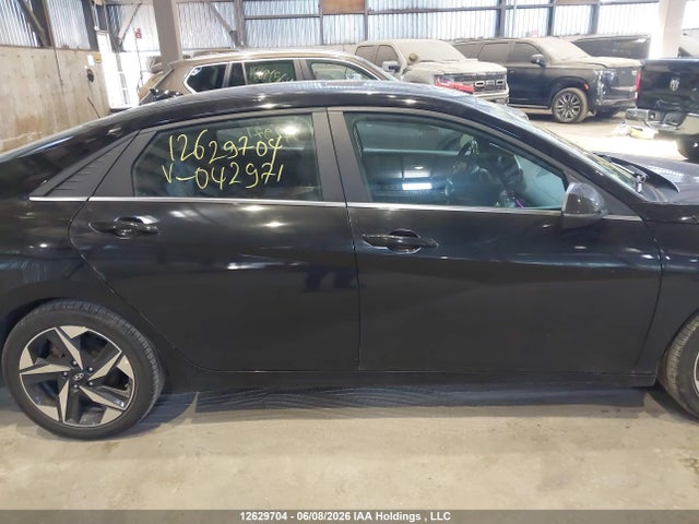 12629704 :رقم المزاد ، KMHLN4AJ9PU042971 vin ، 2023 Hyundai Elantra Hybrid Luxury مزاد بيع