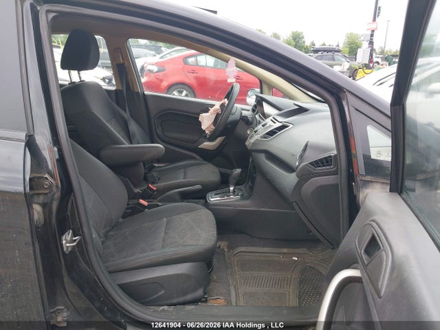 12641904 :رقم المزاد ، 3FADP4EJ3DM221865 vin ، 2013 Ford Fiesta Se مزاد بيع