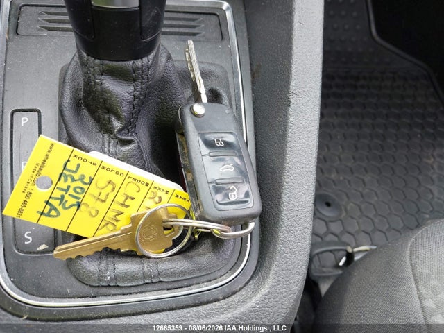2015 Volkswagen Jetta 2.0l Trendline/2.0l Trendline+ მანქანა იყიდება აუქციონზე, vin: 3VW2K7AJ0FM202861, აუქციონის ნომერი: 12665359