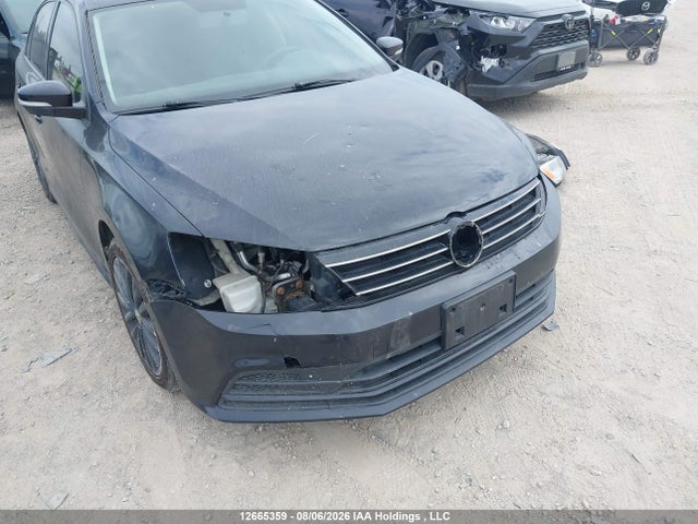 2015 Volkswagen Jetta 2.0l Trendline/2.0l Trendline+ მანქანა იყიდება აუქციონზე, vin: 3VW2K7AJ0FM202861, აუქციონის ნომერი: 12665359
