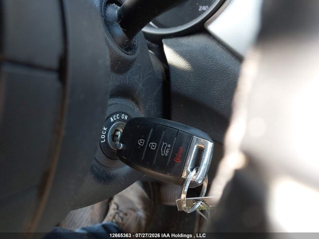 KIA Rondo 2017 KNAHT8A31H7175858 Image 11