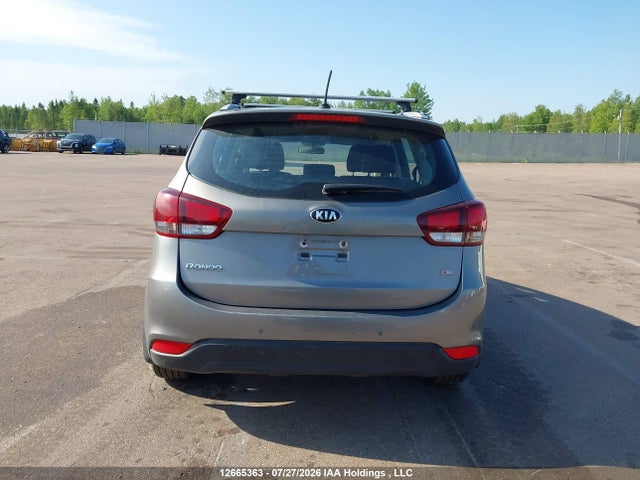 KIA Rondo 2017 KNAHT8A31H7175858 Image 16