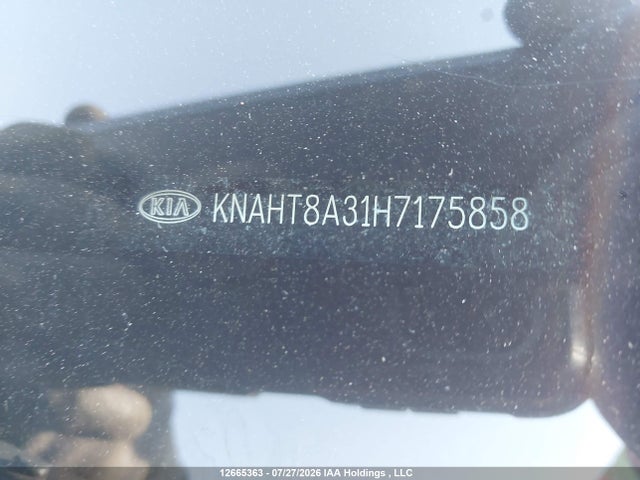 KIA Rondo 2017 KNAHT8A31H7175858 Image 18