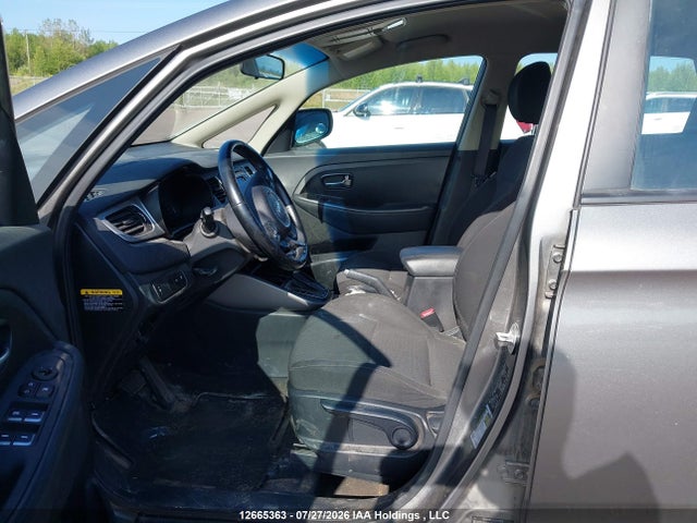 KIA Rondo 2017 KNAHT8A31H7175858 Image 20