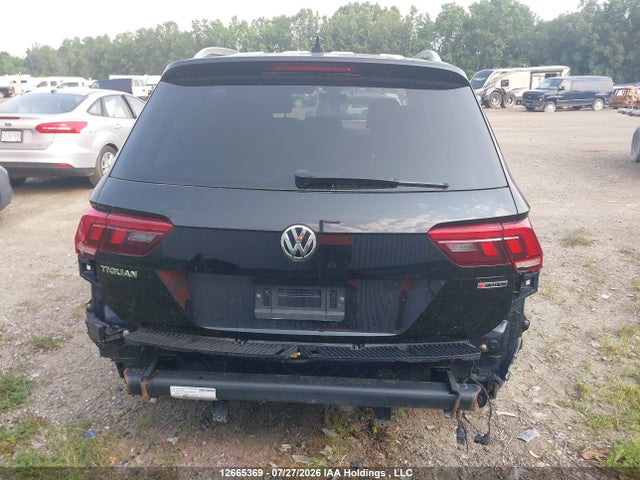Продаж на аукціоні авто 2019 Volkswagen Tiguan Highline, vin: 3VV4B7AX7KM138605, номер лоту: 12665369