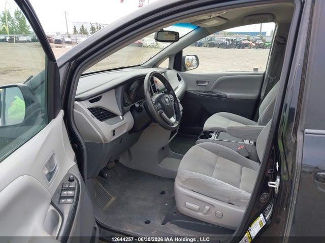Toyota Sienna Le V6 2015 5TDKK3DC6FS548843 Image 17