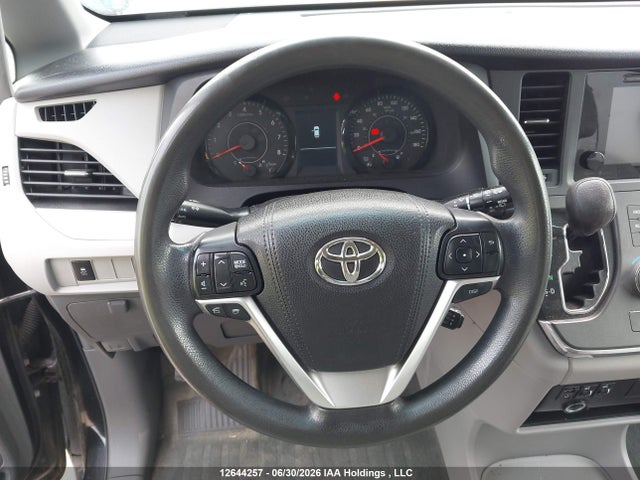 Toyota Sienna Le V6 2015 5TDKK3DC6FS548843 Image 18