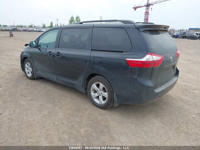 Toyota Sienna Le V6 2015 5TDKK3DC6FS548843 Image 3