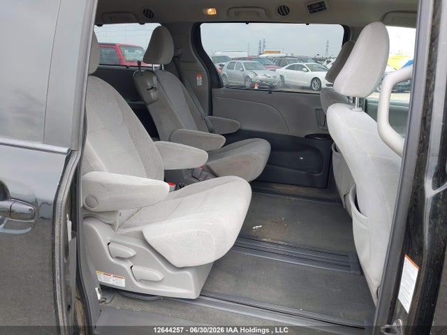Toyota Sienna Le V6 2015 5TDKK3DC6FS548843 Image 8