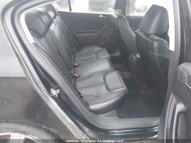 Продажа на аукционе авто 2010 Volkswagen Passat 2.0t, vin: WVWAK9AN5AE097052, номер лота: 12665384