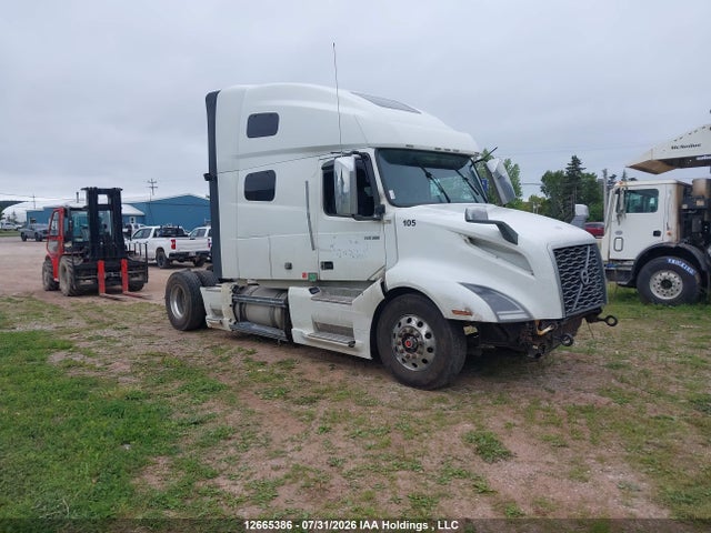 2021 Volvo Vn L მანქანა იყიდება აუქციონზე, vin: 4V4NC9EH1MN272862, აუქციონის ნომერი: 12665386