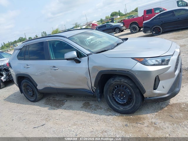 Toyota RAV4 LE 2020 2T3Z1RFV3LW086996 Image 13