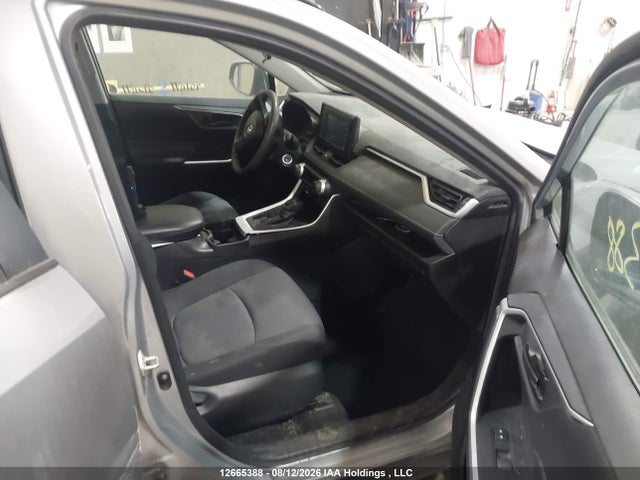 Toyota RAV4 LE 2020 2T3Z1RFV3LW086996 Image 5