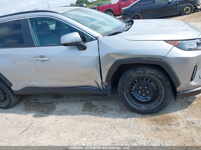 Toyota RAV4 LE 2020 2T3Z1RFV3LW086996 Image 6