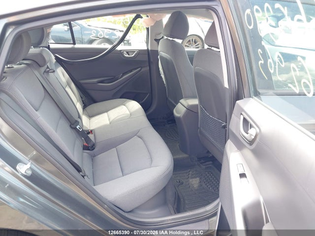 Продаж на аукціоні авто 2022 Hyundai Ioniq Plug-in Hybrid Preferred, vin: KMHC65LD4NU262963, номер лоту: 12665390
