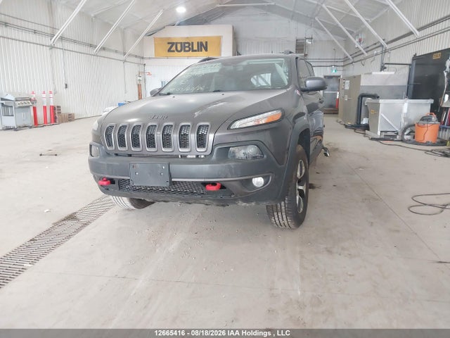 Jeep Cherokee Trailhawk 2018 1C4PJMBX1JD531103 Image 2