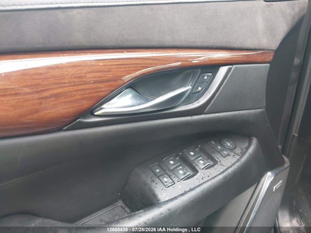 Продажа на аукционе авто 2015 Cadillac Escalade Esv Premium, vin: 1GYS4TKJ7FR701265, номер лота: 12665438