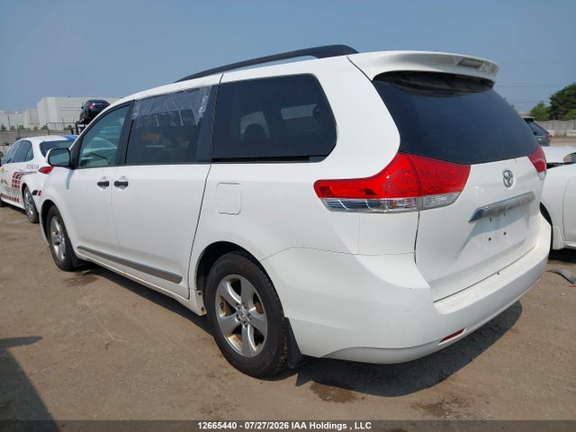 Aukcja sprzedaży 2012 Toyota Sienna, vin: 5TDZK3DC2CS256441, numer aukcji: 12665440
