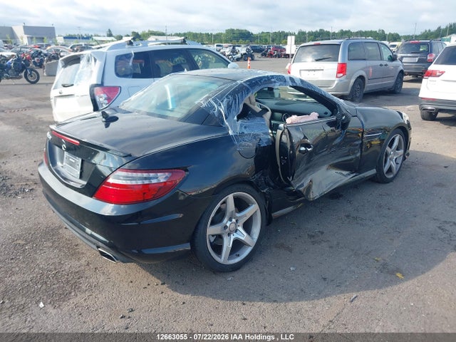 2013 Mercedes-benz Slk 250 მანქანა იყიდება აუქციონზე, vin: WDDPK4HAXDF061300, აუქციონის ნომერი: 12663055