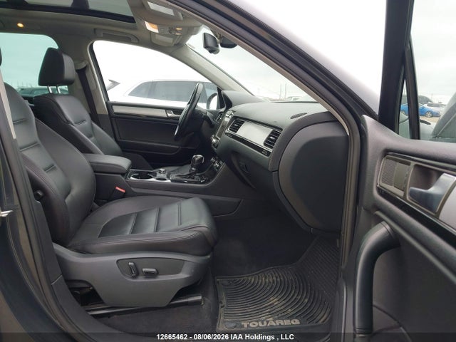 Продажа на аукционе авто 2011 Volkswagen Touareg 3.0 Tdi Comfortline/3.0 Tdi Execline/3.0 Tdi Highline, vin: WVGFK9BP2BD005808, номер лота: 12665462