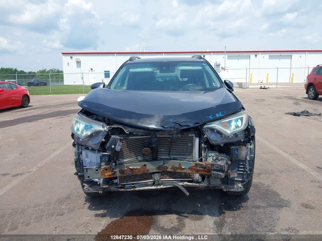 Toyota Rav4 Xle 2018 2T3WFREV9JW409886 Image 13