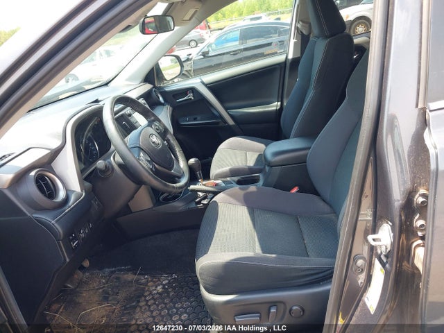 Toyota Rav4 Xle 2018 2T3WFREV9JW409886 Image 22
