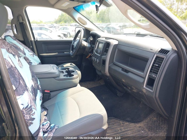 12644040 :رقم المزاد ، 1C6RR7FT3HS806574 vin ، 2017 Ram 1500 St مزاد بيع