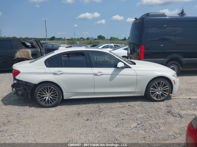 BMW 3 Series 2017 WBA8D9C32HA005964 Image 13