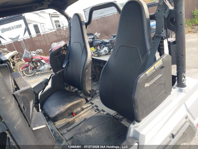 Yamaha YXF850 2024 5Y4AN24W9RA300893 Image 8