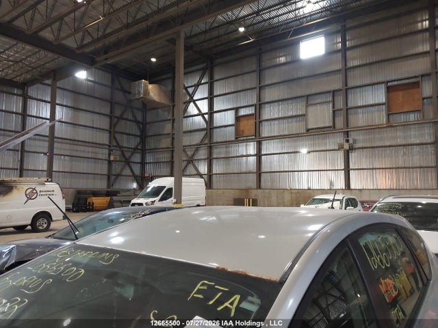2015 Toyota Prius V მანქანა იყიდება აუქციონზე, vin: JTDZN3EU0FJ031077, აუქციონის ნომერი: 12665500
