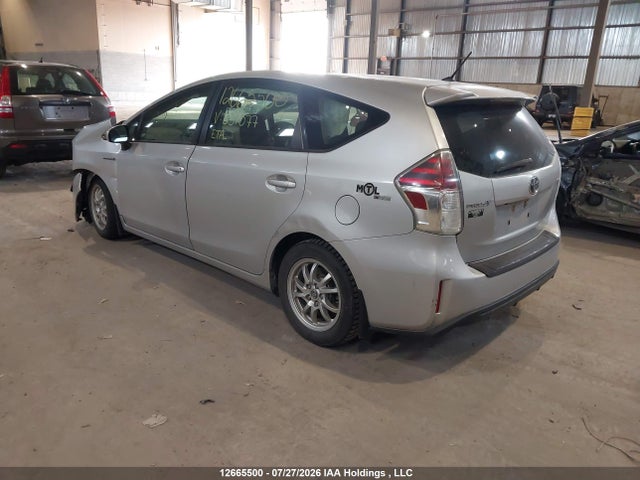 2015 Toyota Prius V მანქანა იყიდება აუქციონზე, vin: JTDZN3EU0FJ031077, აუქციონის ნომერი: 12665500