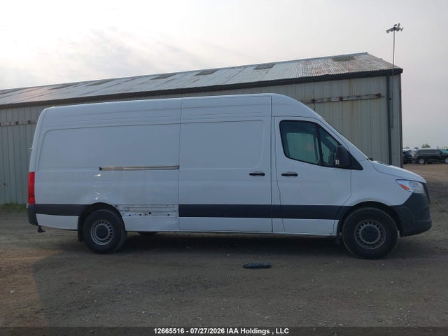 Mercedes-Benz Sprinter 2500 2025 W1Y4KCHY4SP792621 Image 13