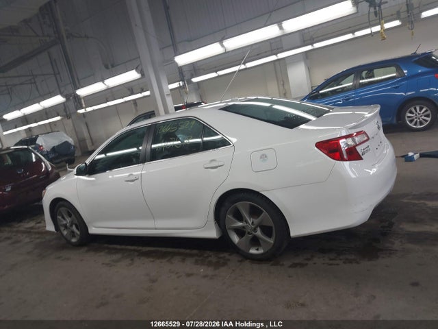2014 Toyota Camry L/se/le/xle მანქანა იყიდება აუქციონზე, vin: 4T1BF1FK6EU407578, აუქციონის ნომერი: 12665529