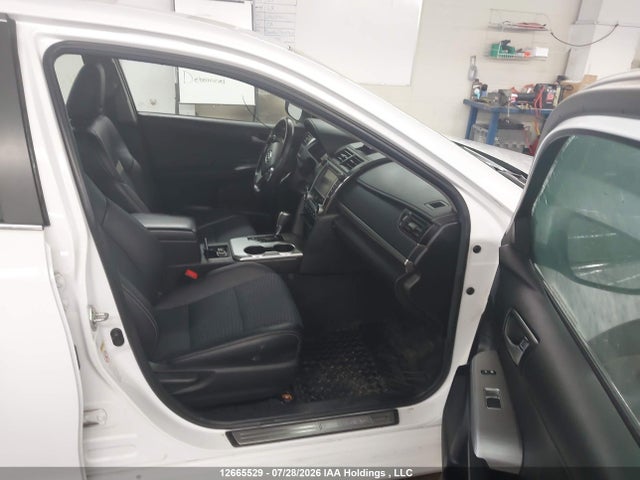 2014 Toyota Camry L/se/le/xle მანქანა იყიდება აუქციონზე, vin: 4T1BF1FK6EU407578, აუქციონის ნომერი: 12665529