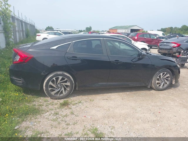 Honda Civic 2018 2HGFC2F82JH030979 Image 13