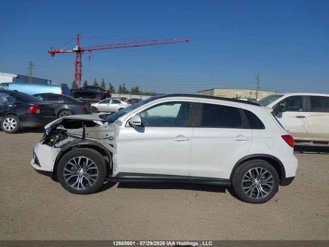 JA4AJ4AW4KU603034 Mitsubishi Rvr Se Limited/gt