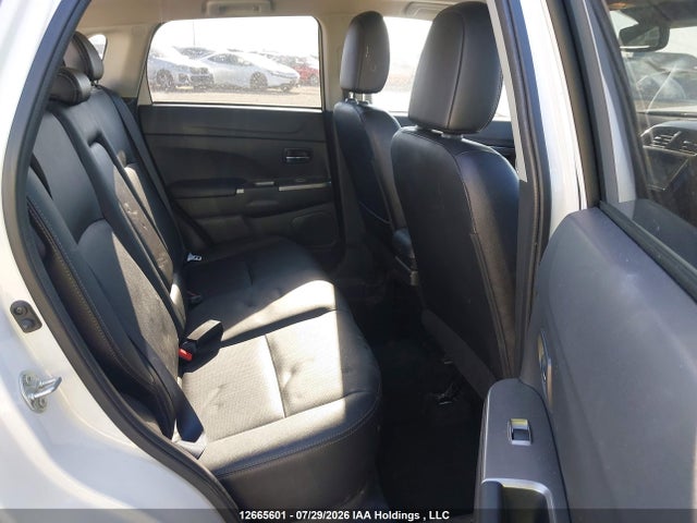 JA4AJ4AW4KU603034 Mitsubishi Rvr Se Limited/gt