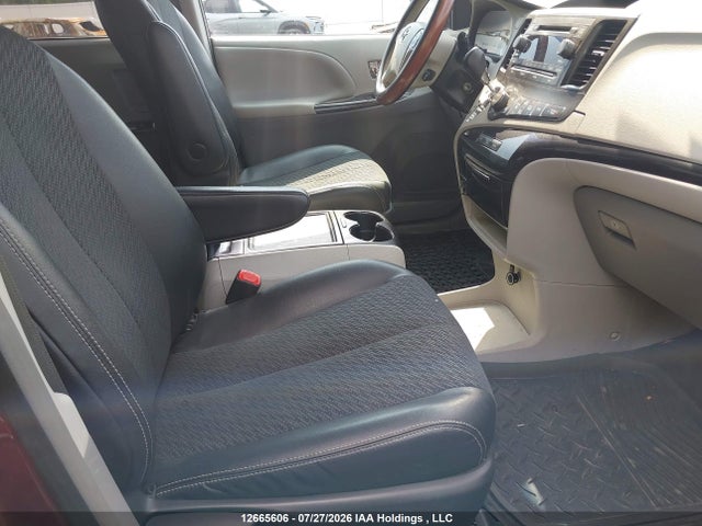 5TDXK3DC2ES454091 Toyota Sienna Se 8 Passenger