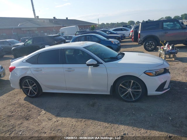 Honda Civic 2024 2HGFE1F95RH001050 Image 13