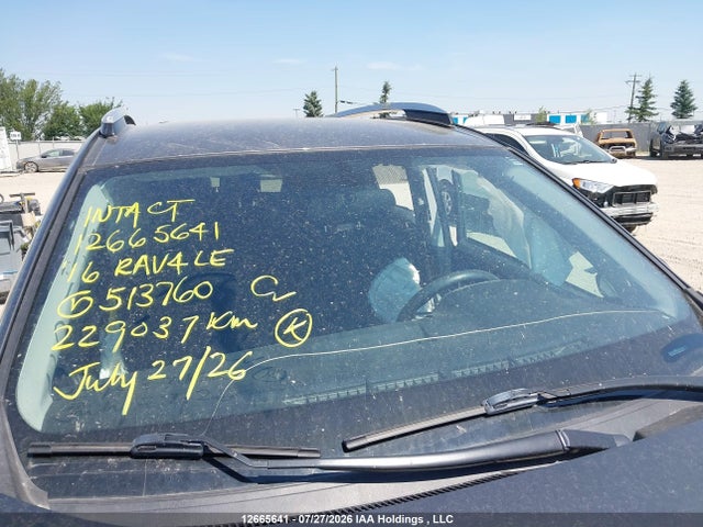 12665641 :رقم المزاد ، 2T3BFREV4GW513760 vin ، 2016 Toyota Rav4 Le مزاد بيع