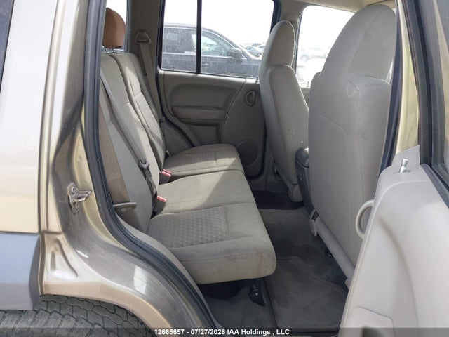 Продажа на аукционе авто 2005 Jeep Liberty Sport, vin: 1J4GL48K55W580346, номер лота: 12665657