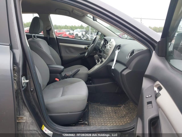 2011 Toyota Corolla Matrix მანქანა იყიდება აუქციონზე, vin: 2T1KU4EE4BC690725, აუქციონის ნომერი: 12665662
