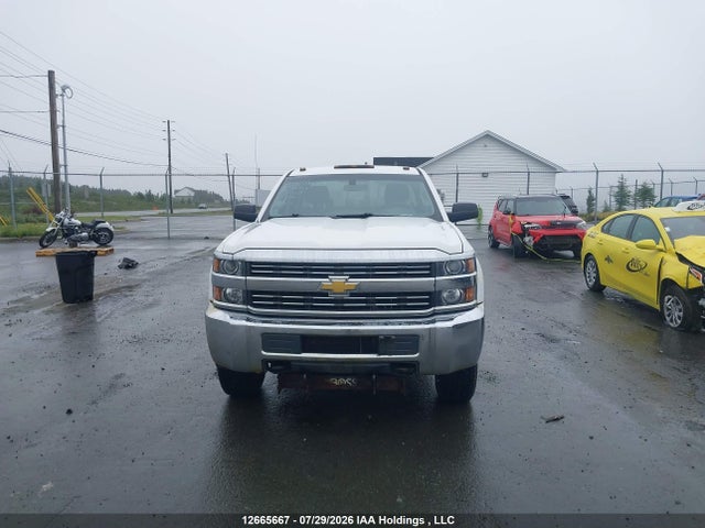 1GC2KUEG0FZ500602 Chevrolet Silverado 2500hd Wt