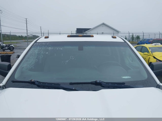 1GC2KUEG0FZ500602 Chevrolet Silverado 2500hd Wt